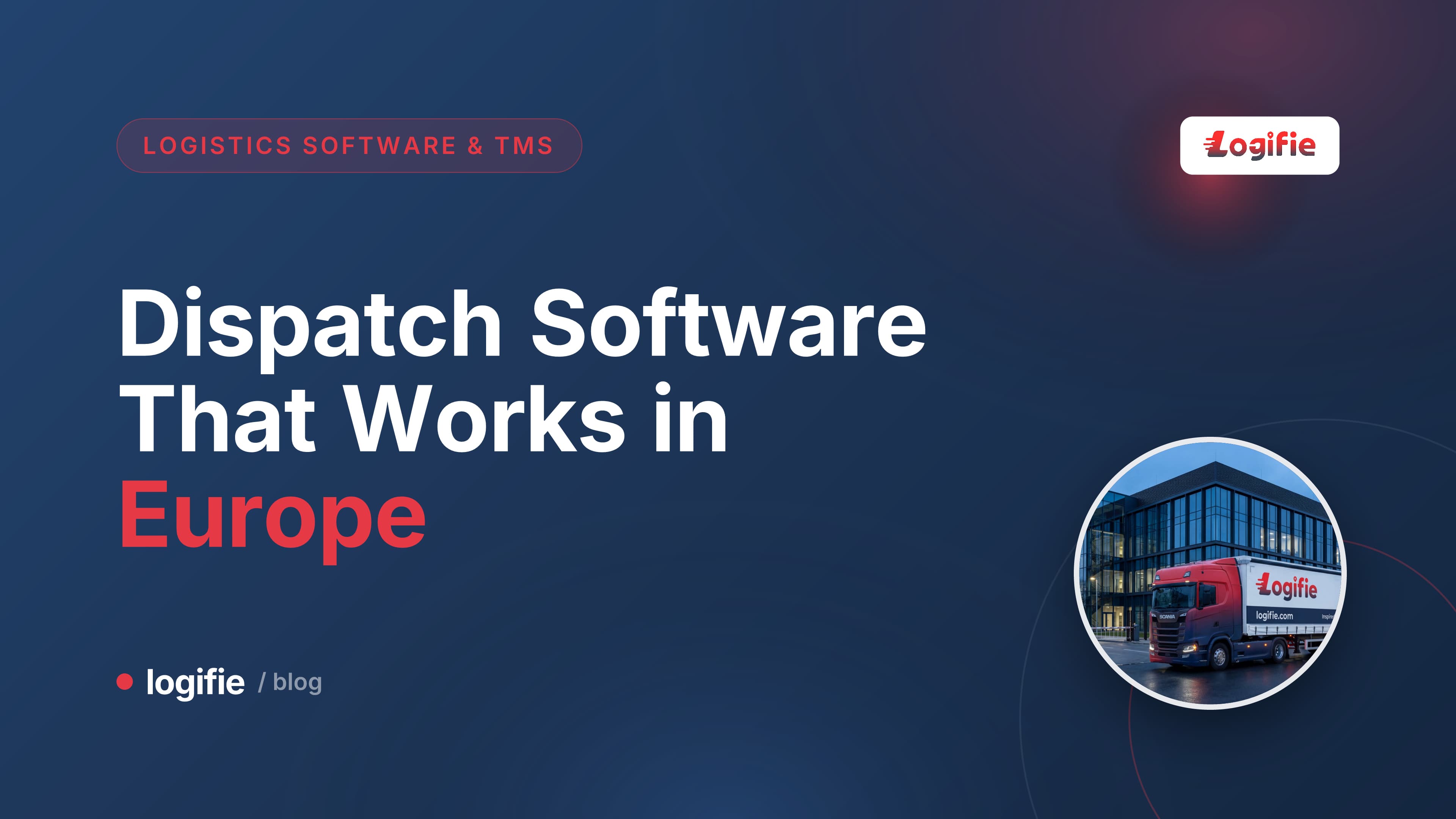 Europæisk flådedisponent bruger dispatchsoftware på en computerskærm, der viser køretøjernes realtidspositioner og chaufførens status